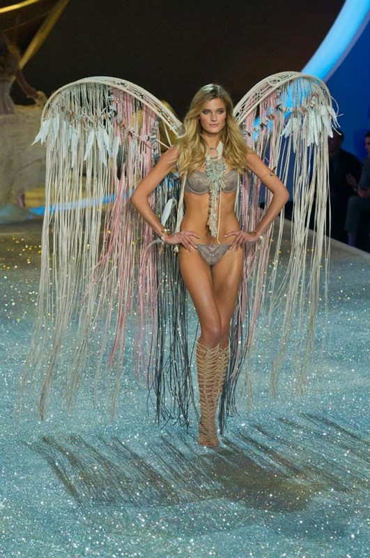 Victoria s Secret Fashion Show 2013